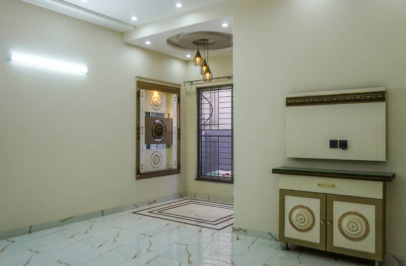 1 Kanal Brand New Designer House Super Hot Location Solid Construction Near Park Market Mosque 14