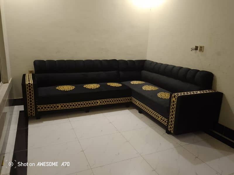 6 seatr l shap sofa 3