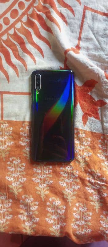 Samsung A50 1