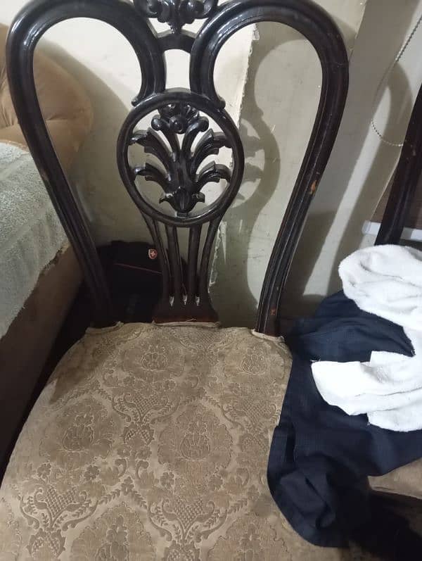 Dining Chairs 4 5