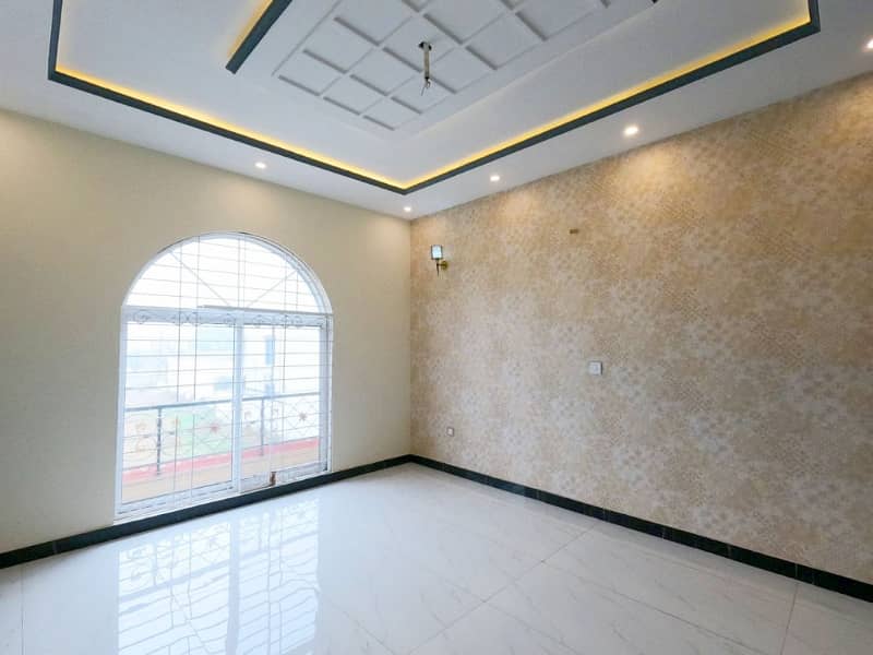 10 Marla House Available For Sale In Jubilee Town - Block B, Lahore 37