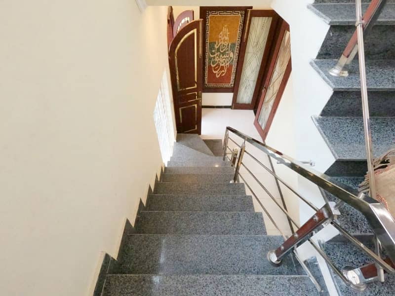 10 Marla House Available For Sale In Jubilee Town - Block B, Lahore 44