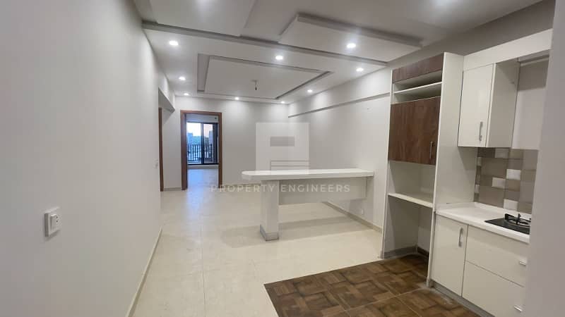 3 Bed Gold Apartment For Rent 3