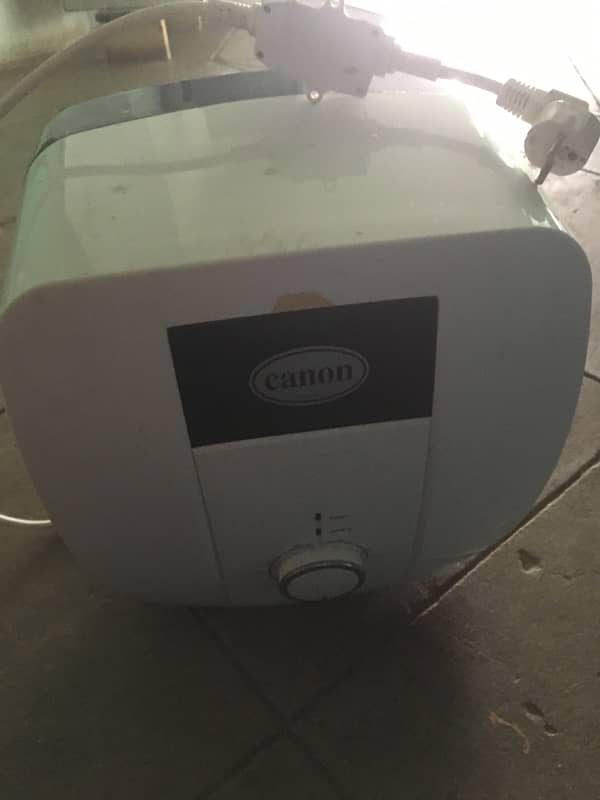 canon electric gyeser lcm 10 litre 0