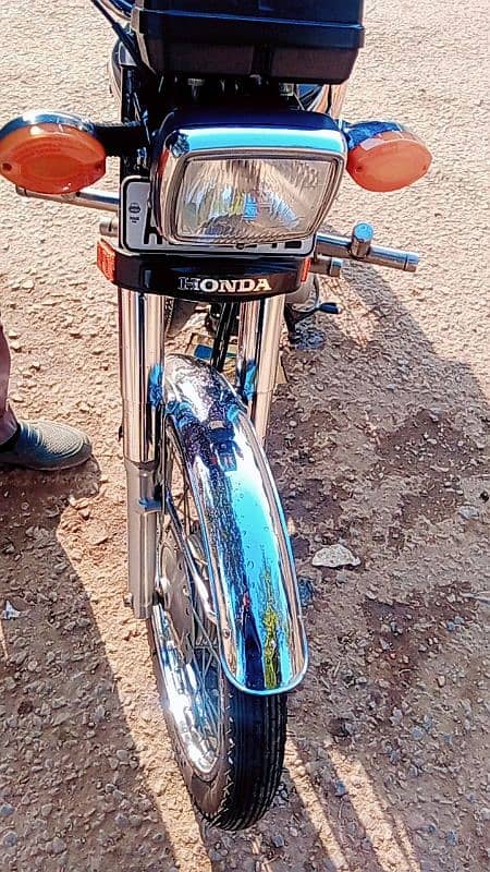 Honda 125 bike 21 model All Punjab no 2