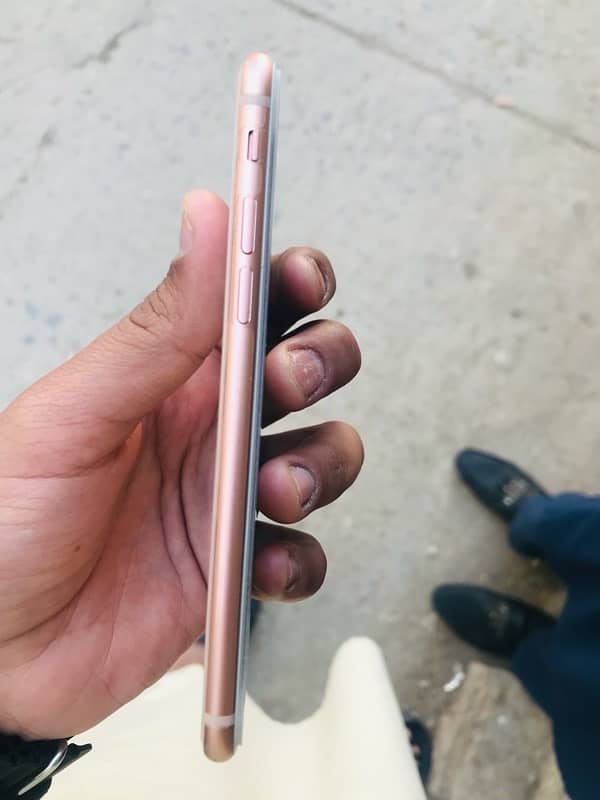 IPHONE 8 non pta lush condition 3