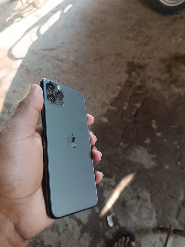 iPhone 11 pro max 2