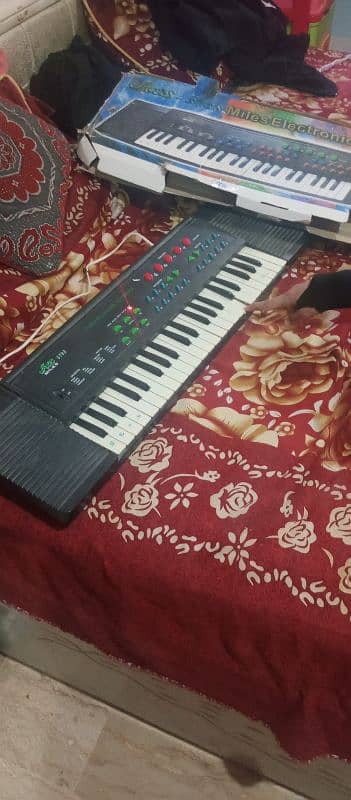 electric piano for kids. . . . . . ##03112657170## 2