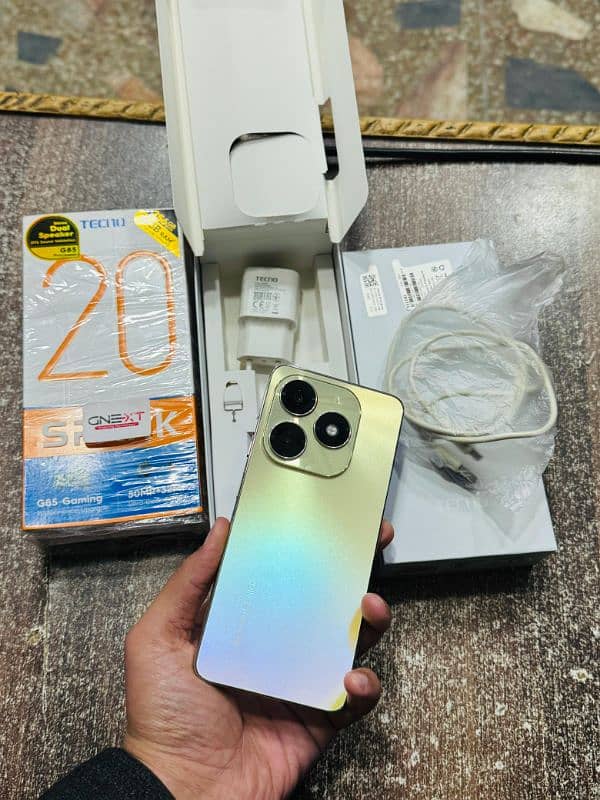 Tecno Spark 20 256GB 5