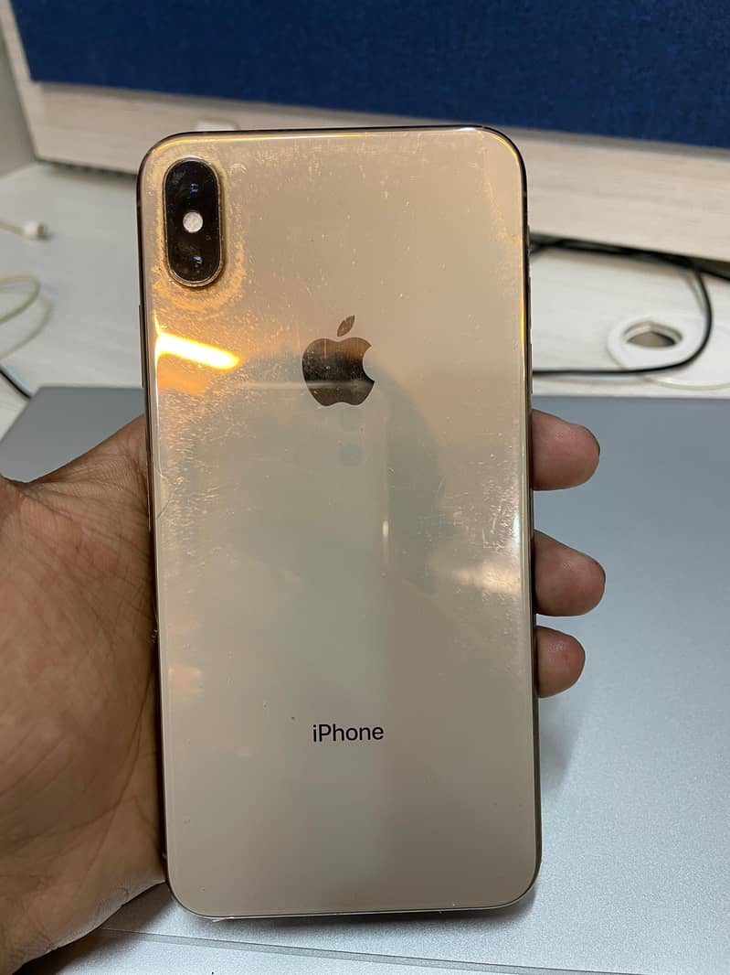 Apple iPhone XS Max 2