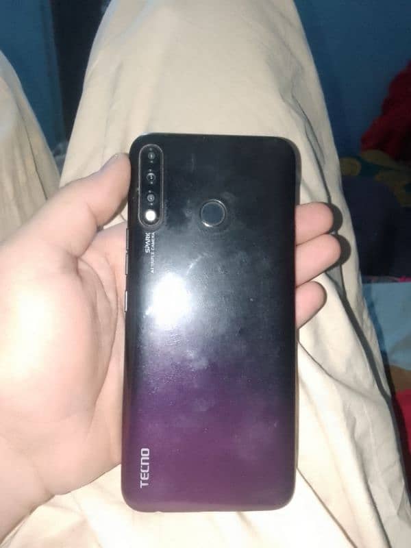 Tecno spark 4 0