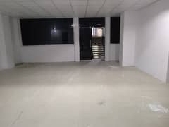 Investment Corridor And Builders Proudly Offer Area 700 Square Feet Corporate Office Available For Rent in Main Boulevard Road Gulberg 3 Lahore