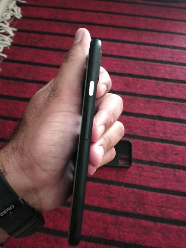 Google pixel 4 for sale(6+64) 4