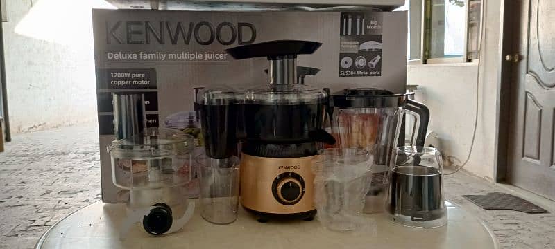 KENWOOD FOOD FACTORY Juicer, Chopper, Grinder mixer All in 1 Processor 0