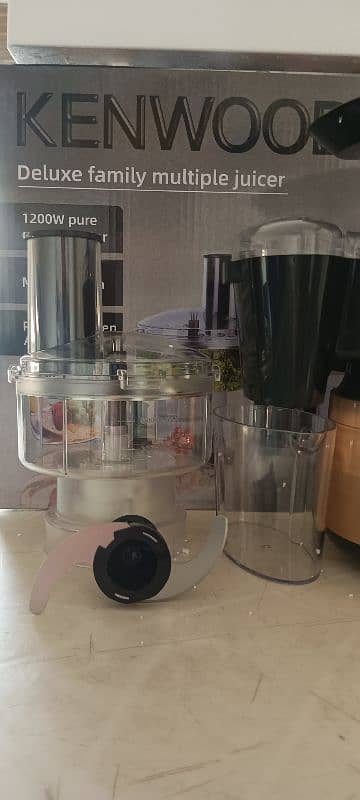 KENWOOD FOOD FACTORY Juicer, Chopper, Grinder mixer All in 1 Processor 1