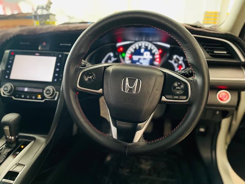 Honda Civic Oriel 2018 9