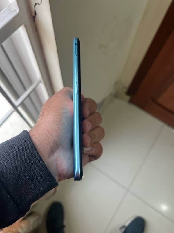 Realme Narzo 50 with orignal box and charger 2