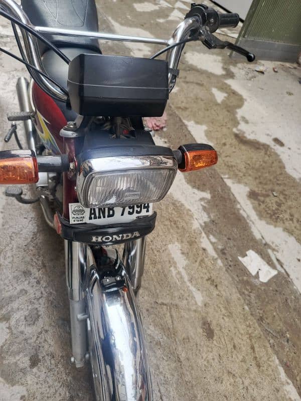 Honda CD 70 2021 4