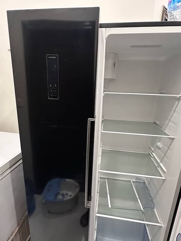 Black Double Door SWAN Refrigerator 4