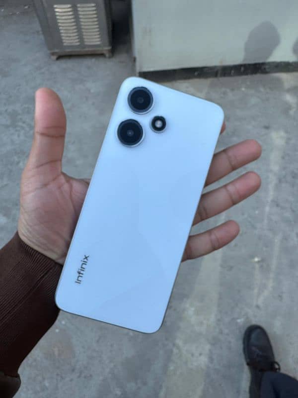 Infinix Hot 30 Play 0