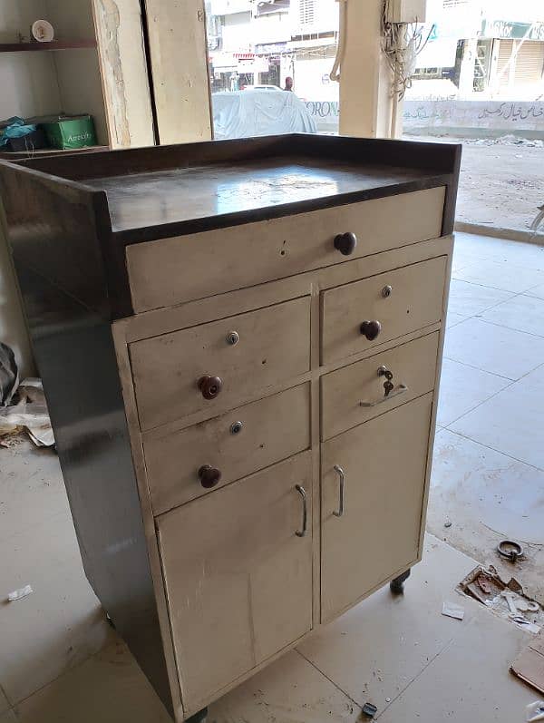 Cash counter for sale 2