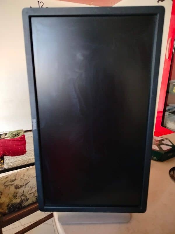 Dell 24 inch ips display with stand 3