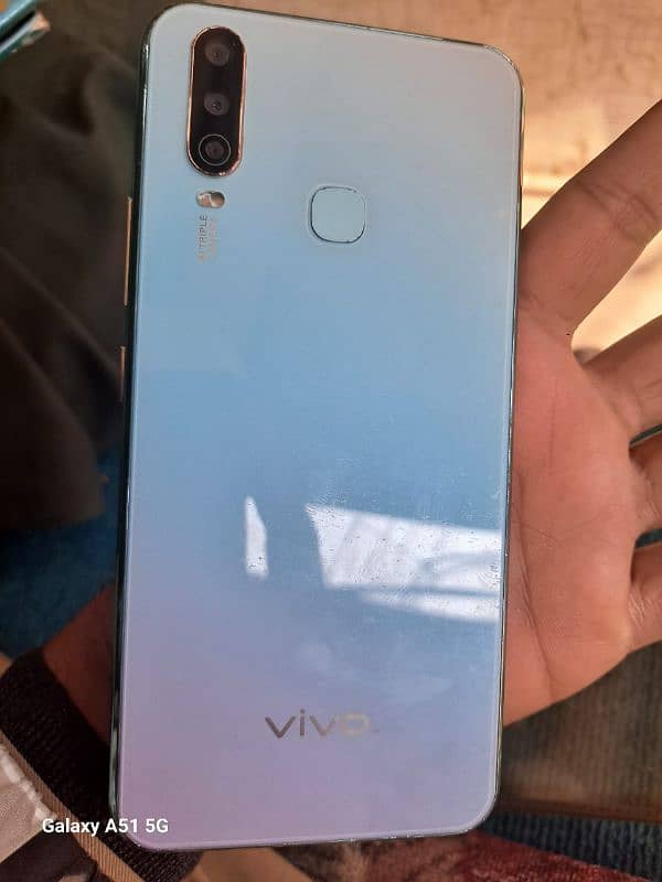 vivo y15 8/256 0