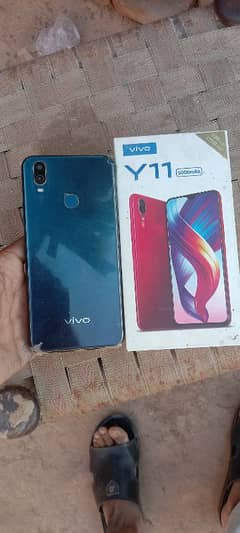 vivo y11 3GB ram 32GB memory