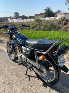 Honda 125 2023 model for urgent sale