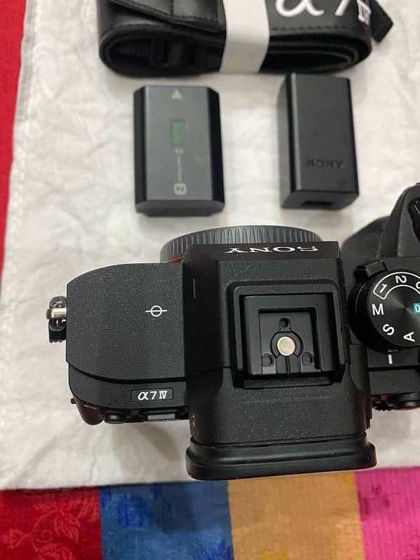 Sony a7 iv / mark 4 / a7 4 Body.  Like Brand New 1