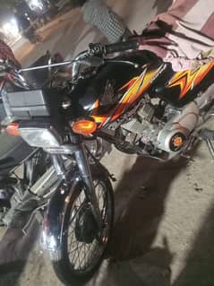 Honda cg 125 Karachi num behtreen genuine condition