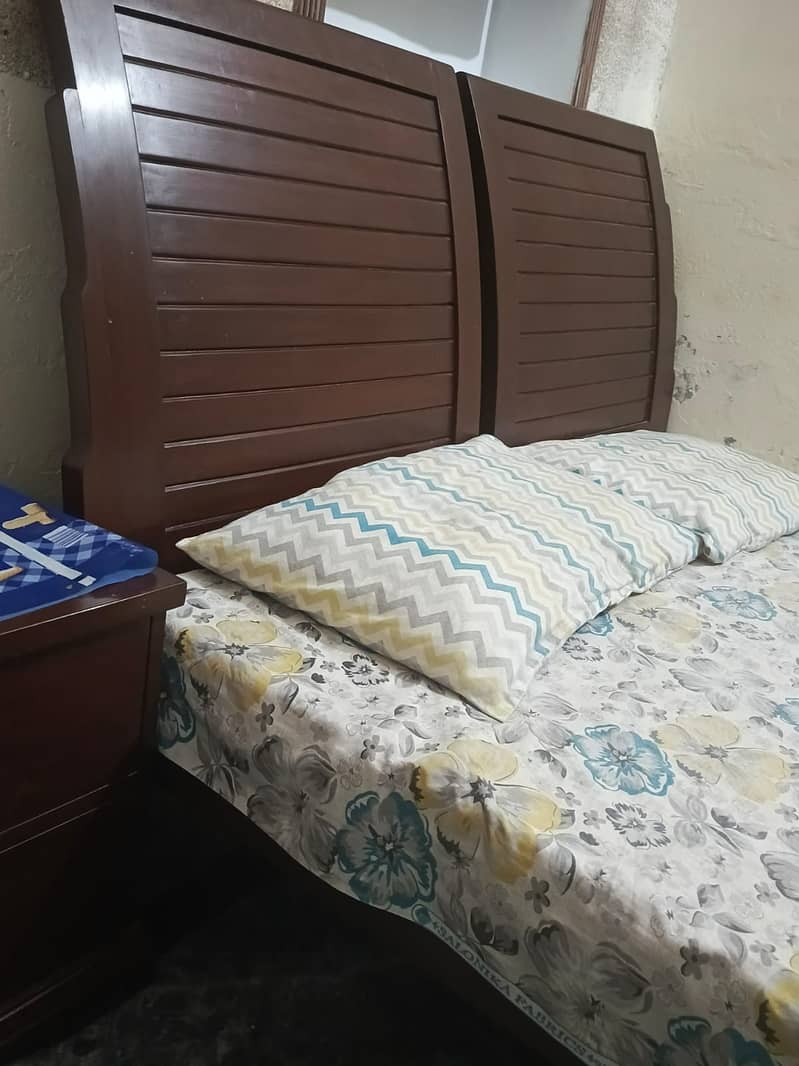 Solid Wood (Shesham) Bed Set. 5