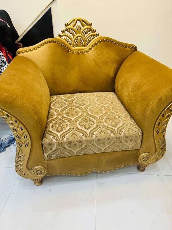 Brand new sofa set available . 3