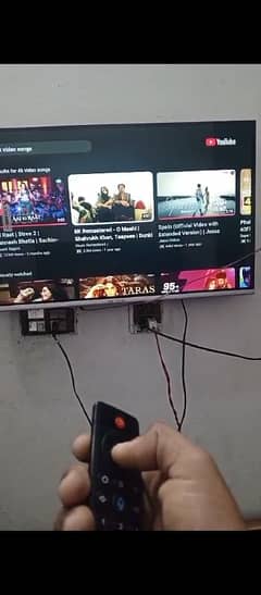 android led play store with box 32 inch like new