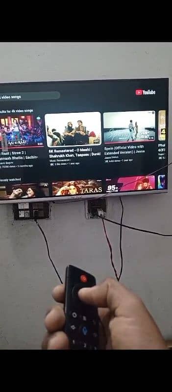 android led play store with box 32 inch like new 2