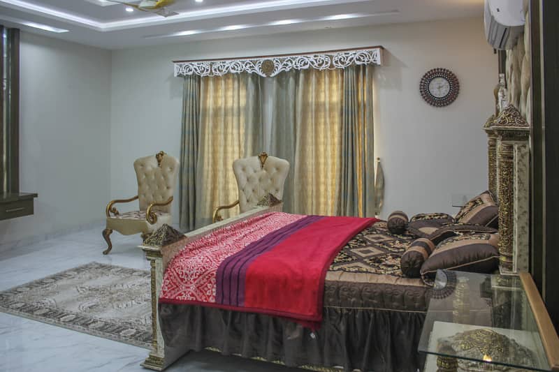 1 Kanal Fully Furnished House Slightly Used House For SALE In Wapda Town Phase 1 16