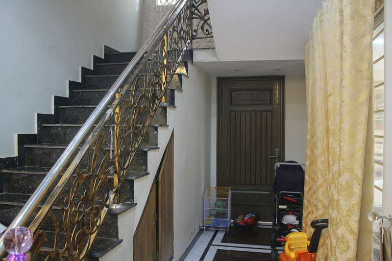 1 Kanal Fully Furnished House Slightly Used House For SALE In Wapda Town Phase 1 22