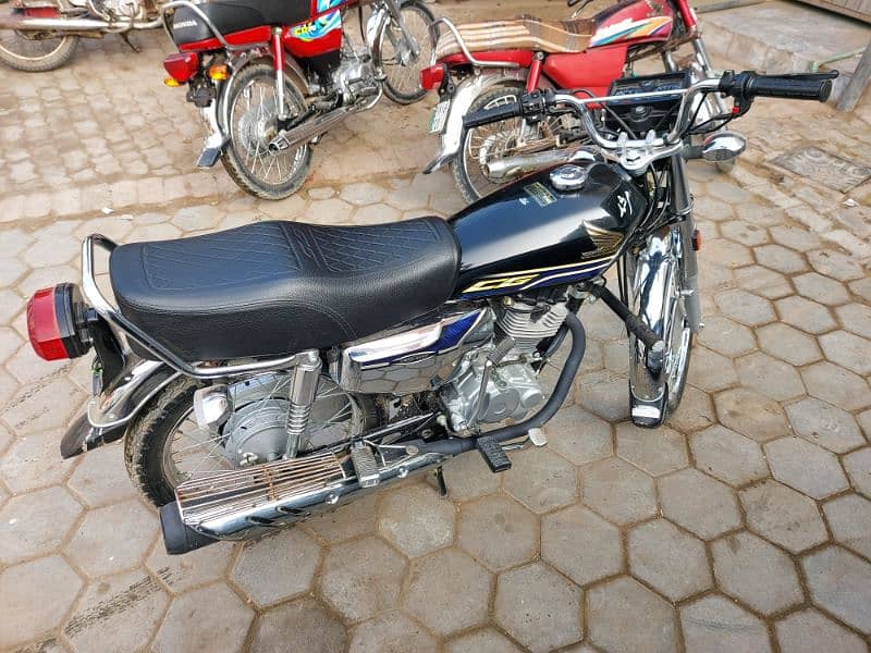 Honda cg 125 Model 2024 just like new 9