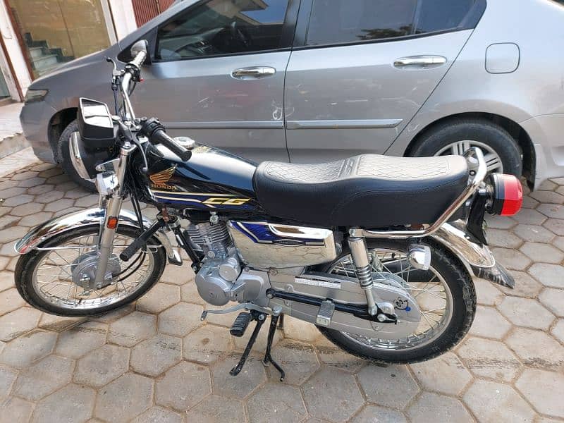 Honda cg 125 Model 2024 just like new 12