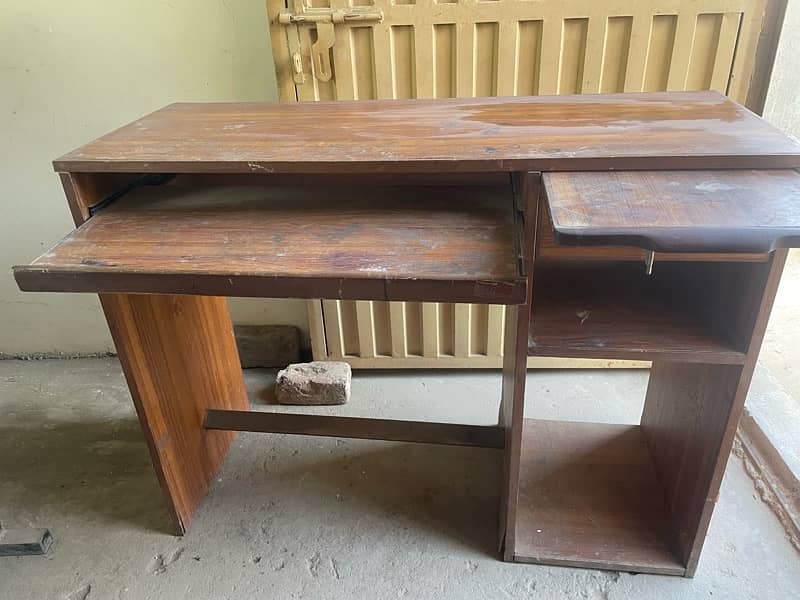 Computer Table / Office Table 3