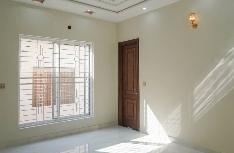 10 Marla House For SALE In NFC Phase 1 Hot Location 24