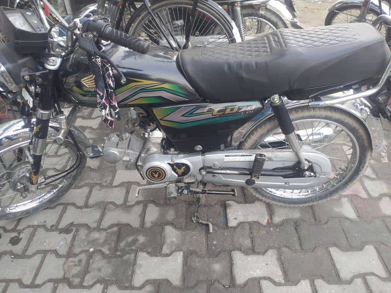 Honda cd70  03706120134 0