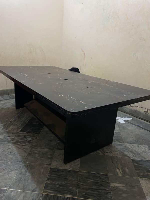 Office table Brand new Condition 0