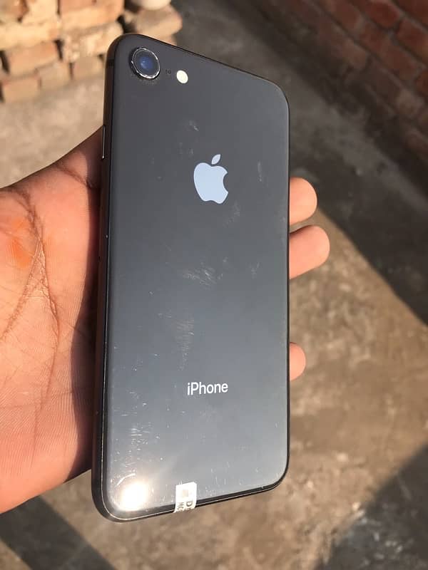 Iphone 8  Memory 64 gb 5