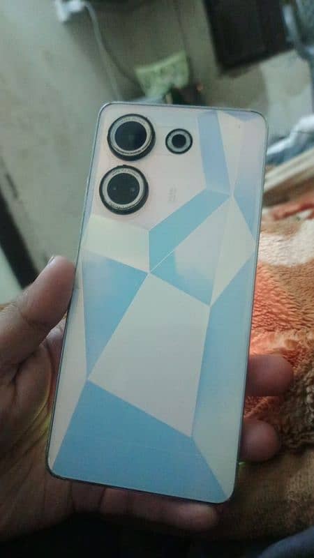 TECNO CAMON 20 8GB+8GB 256 GB WITH BOX 1