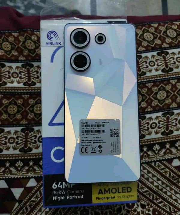 TECNO CAMON 20 8GB+8GB 256 GB WITH BOX 3