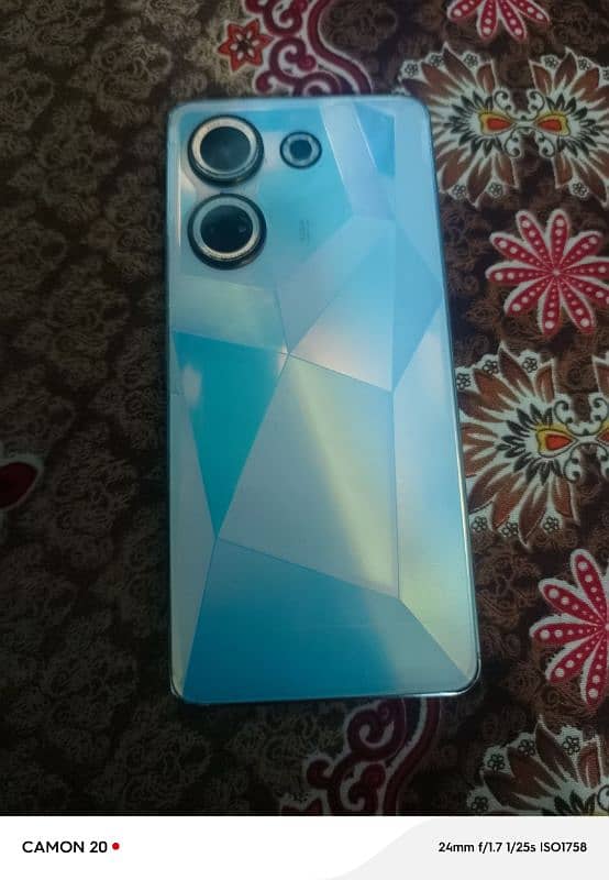 TECNO CAMON 20 8GB+8GB 256 GB WITH BOX 5