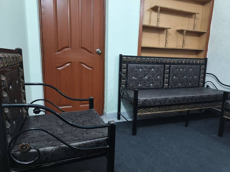 5 seater iron sofa set 1