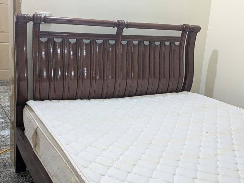 double bed, wooden, king size 0