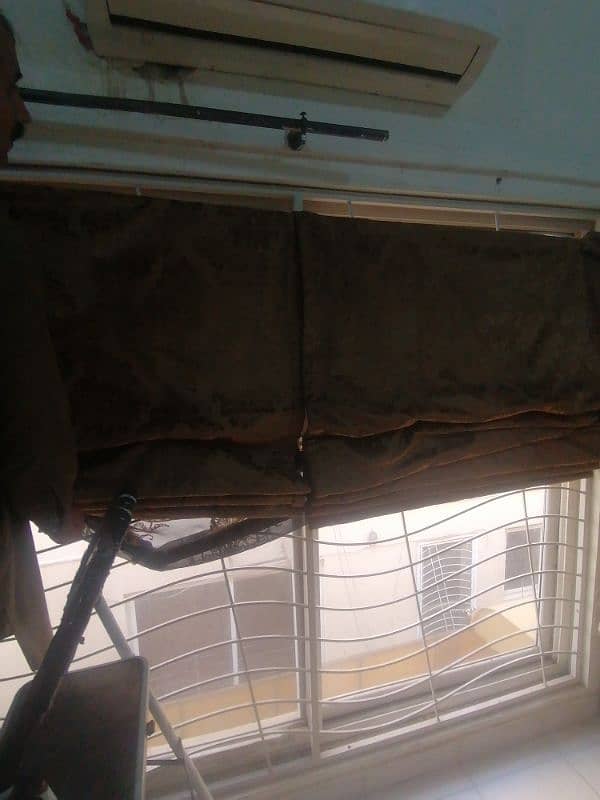 curtain Blinds for sale 0